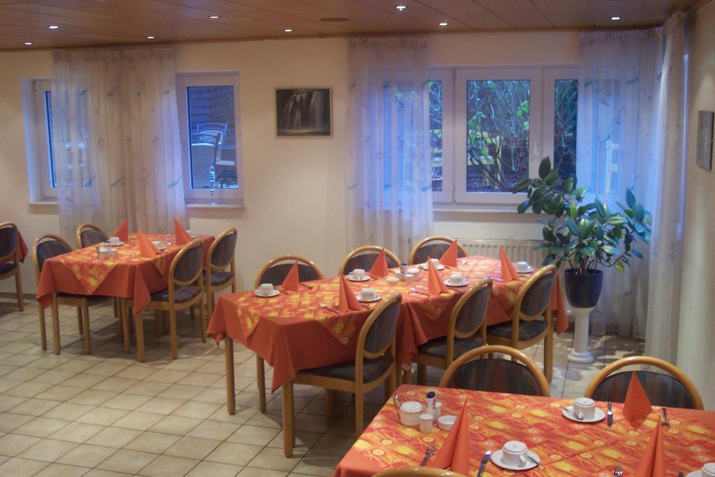 Hotel Garni Zur Bergstrasse Zwingenberg  Εξωτερικό φωτογραφία