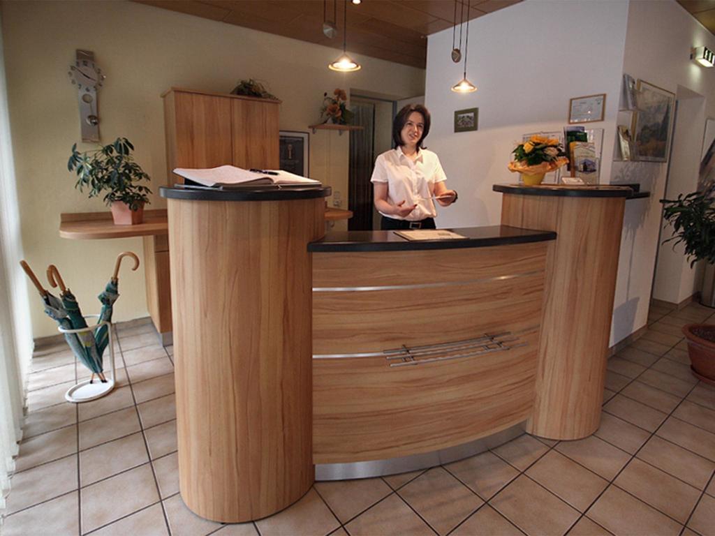 Hotel Garni Zur Bergstrasse Zwingenberg  Εξωτερικό φωτογραφία