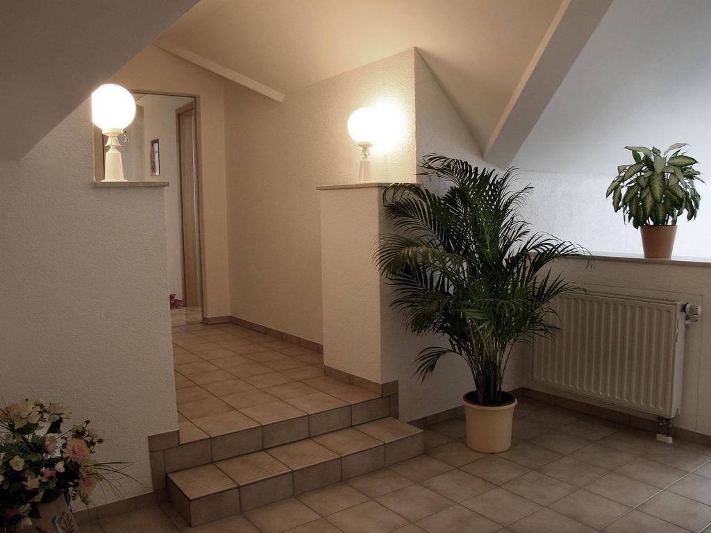 Hotel Garni Zur Bergstrasse Zwingenberg  Δωμάτιο φωτογραφία